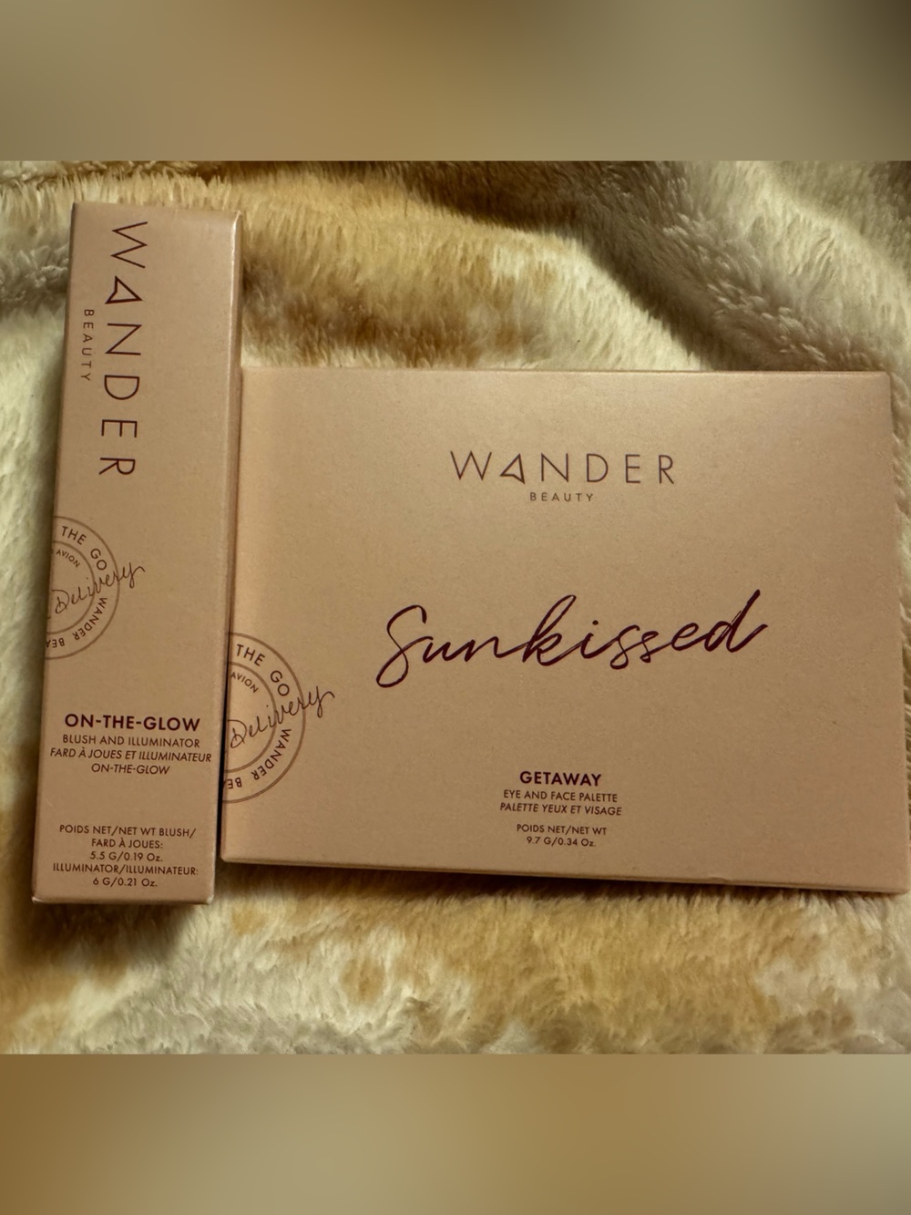 Wander Beauty Sunkissed Getaway Face Palette & On-The-Glow blush/ Highlighter